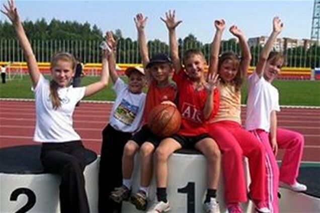 Табачник: систему оцінювання фізкультури у школах буде скасовано