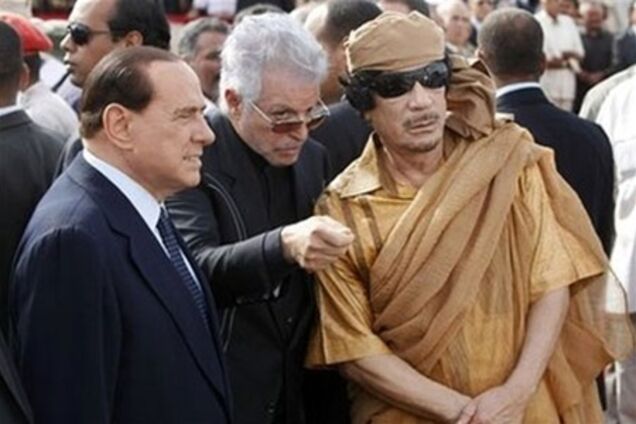 Каддафи заверил Берлускони, что в Ливии 'все в порядке'
