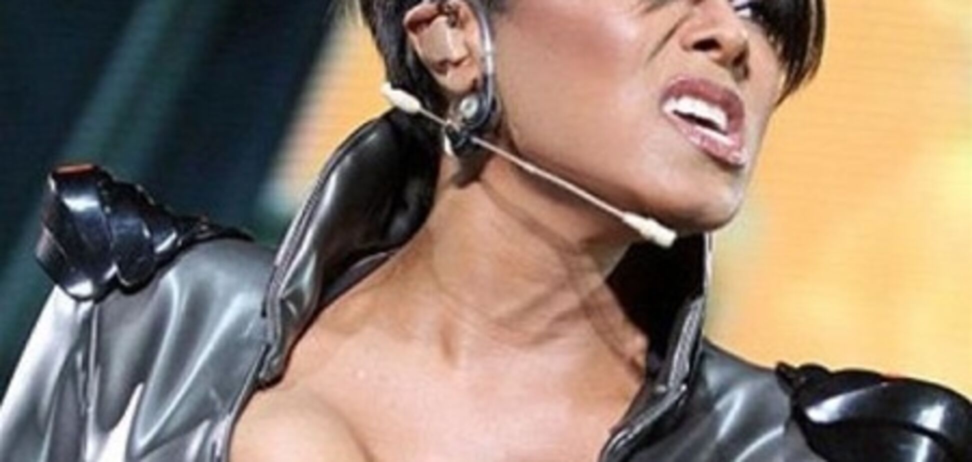 Джанет Джексон не может остановиться и перестать делать пластические операции