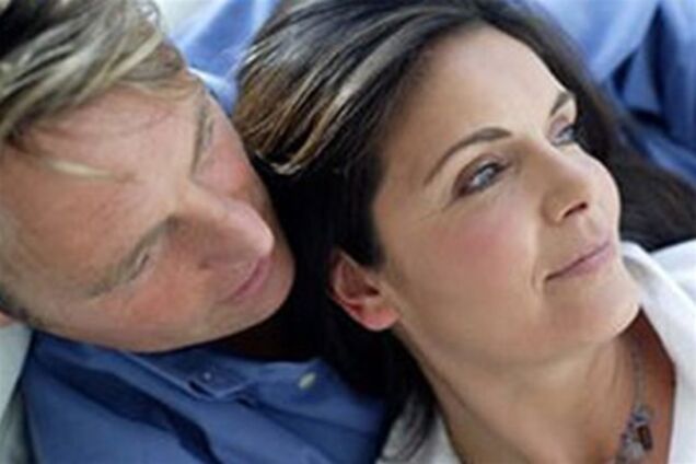 Девушки хранят верность мужьям ради денег 