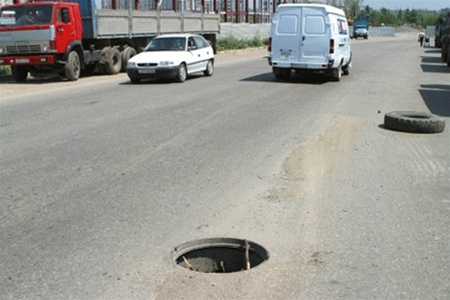 В Киеве исчезнут металлические люки 