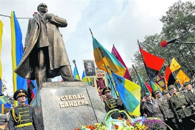 Центральную площадь Тернополя назвали именем Бандеры