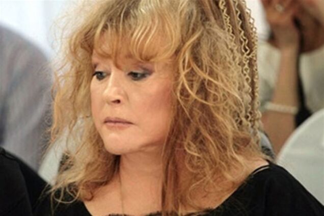 Пугачева устроила скандальную фотосессию. Видео