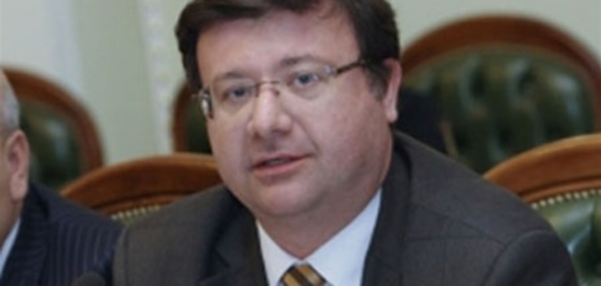 Уряд доводить до краху систему соціального страхування - Павловський