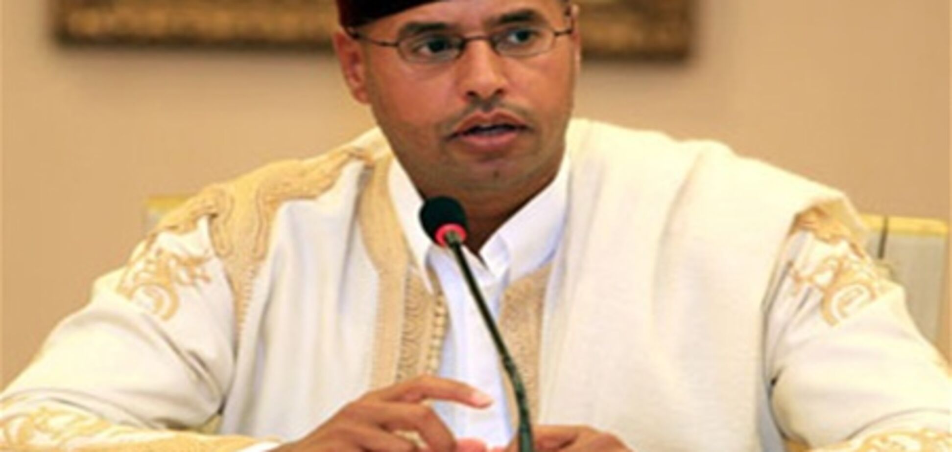 Син Каддафі: Наша родина збирається жити і померти в Лівії