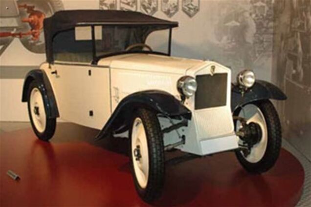 Первый автомобиль с передним приводом отмечает 80-ти летие 