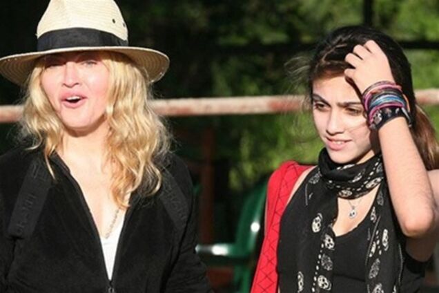 Дочь Мадонны назвала свою мать 'мужиком'