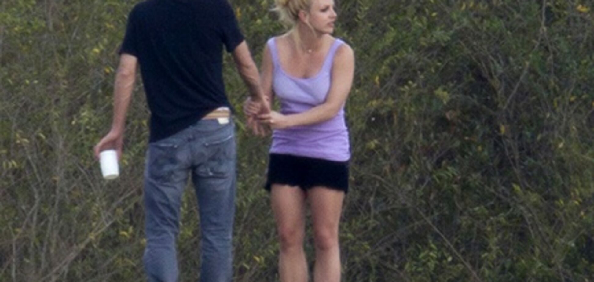 Бритни Спирс с семьей на рыбалке