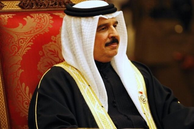 Король Бахрейну звільнив трьох міністрів, дії яких стали причиною кризи