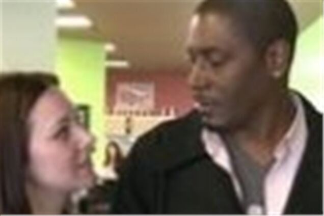 Романтична пропозиція з екрану телевізора