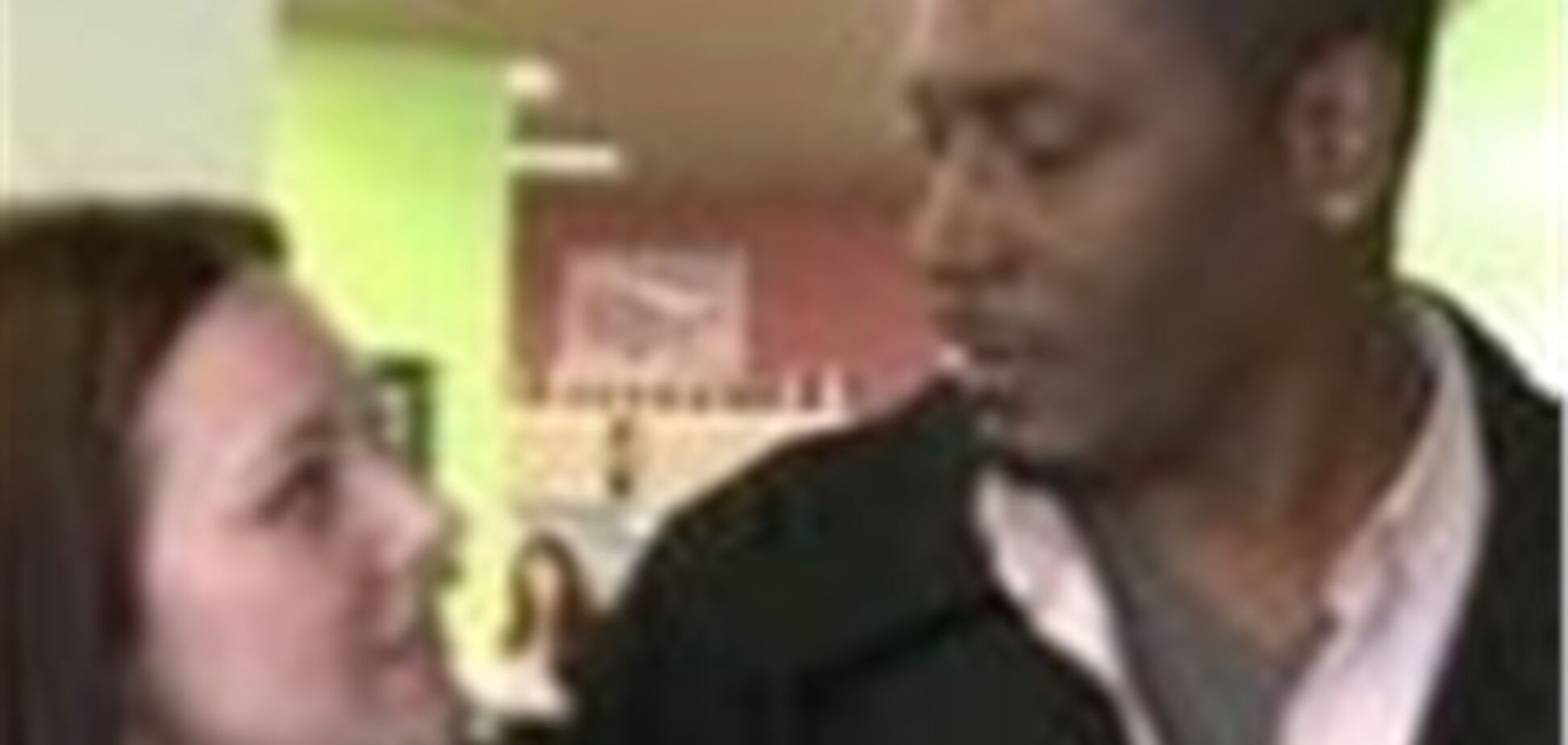 Романтична пропозиція з екрану телевізора