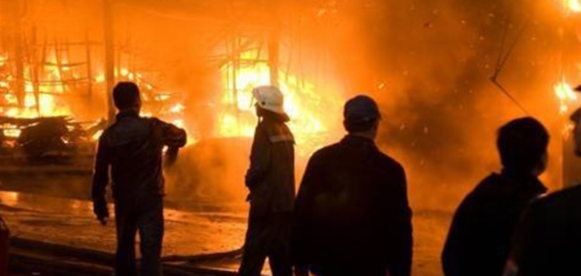 Запоріжжя. 'Нова лінія' буде відновлювати гіпермаркет, що згорів