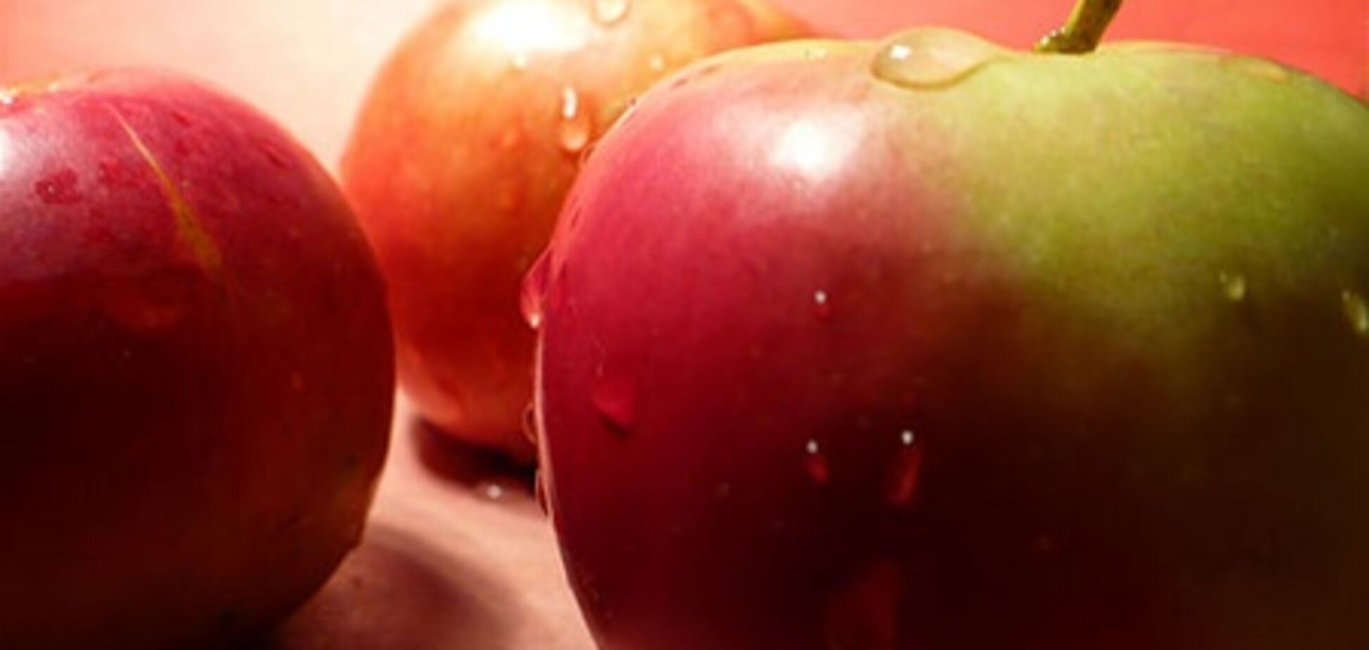 В украинских яблоках нашли яд