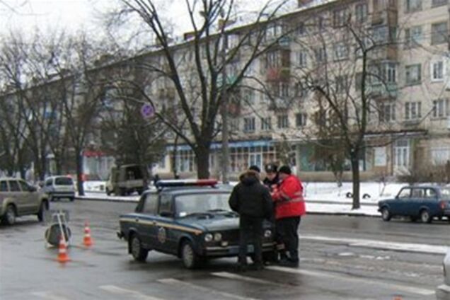 'Mitsubishi ' сбил маму с ребенком на зебре. Последствия плачевны