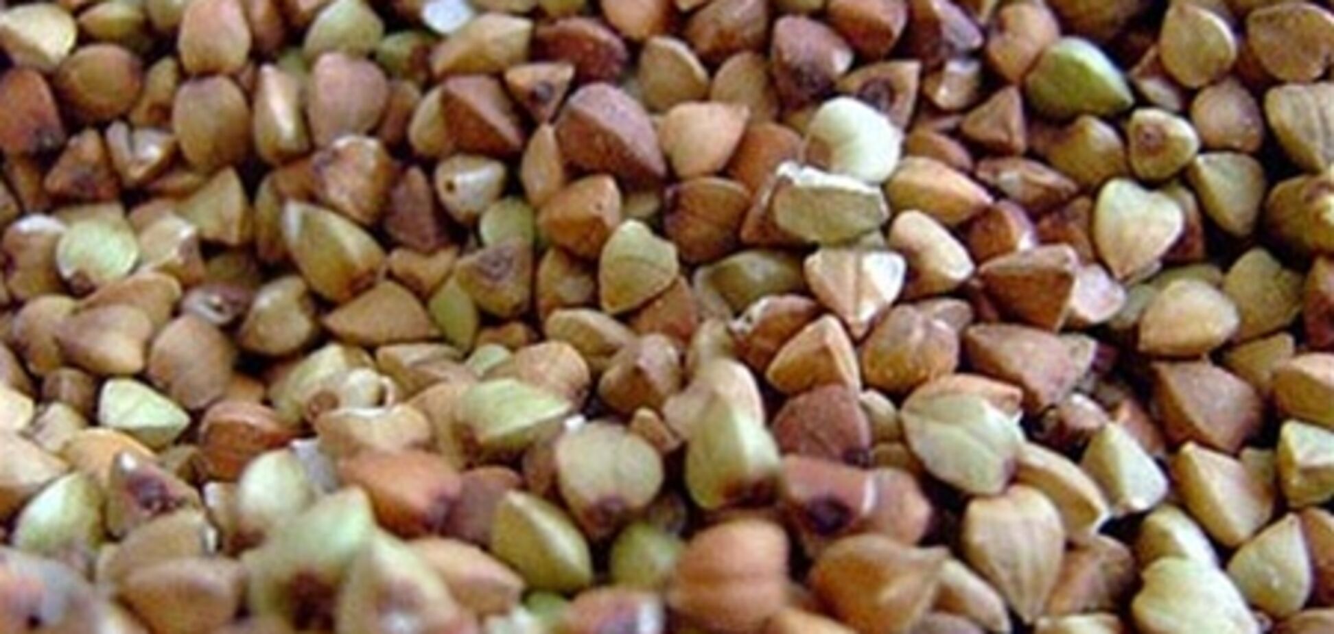 Гречка подешевеет и появится на прилавках: Азаров договорился