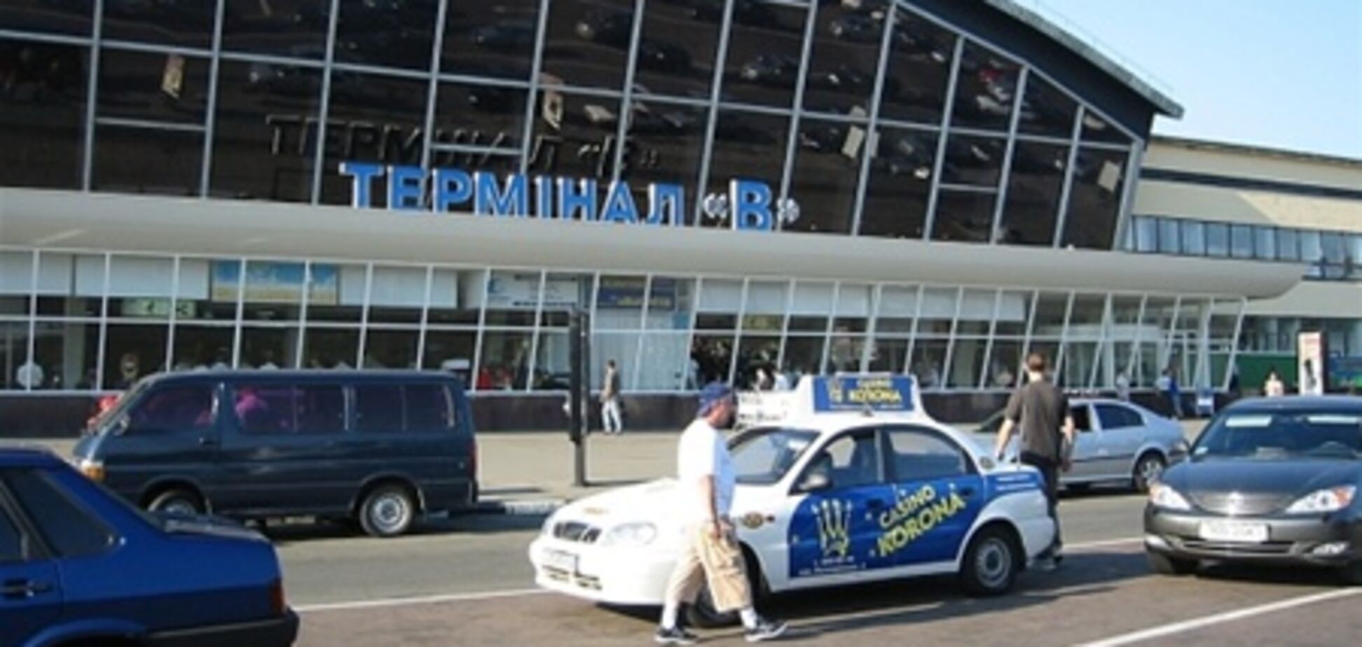 Таксистов-нелегалов выживают из Борисполя