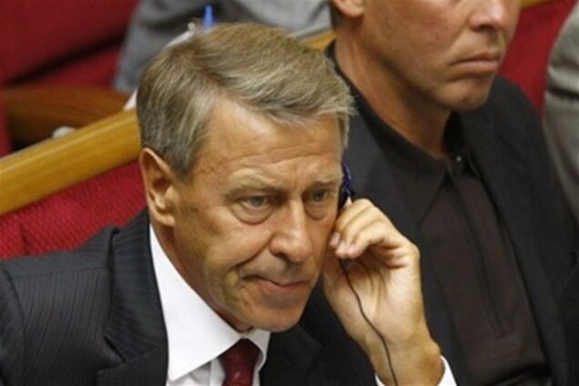 Антикорупційні ідеї опозиції видавлюють із законопроекту Януковича