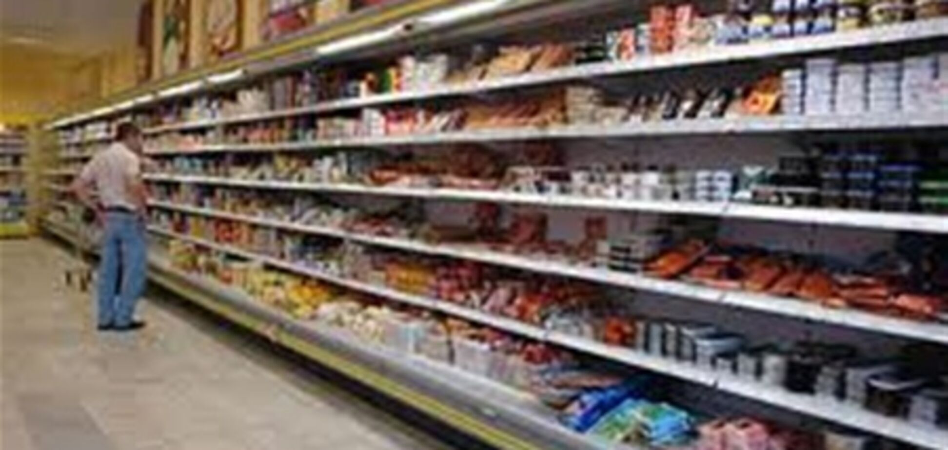 В Киеве милиционер расстрелял пьяных хулиганов возле супермаркета