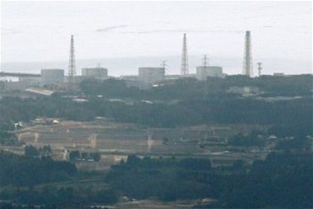 Взрыв на АЭС 'Фукусима-1': стена одного из блоков разрушена