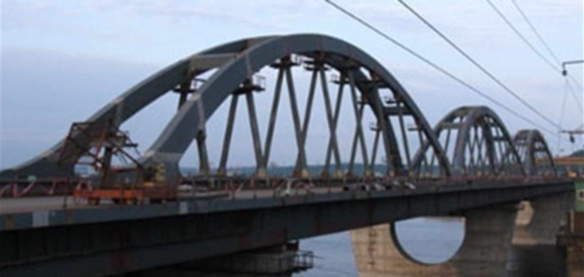 Дарницький міст повністю запустять до Євро-2012