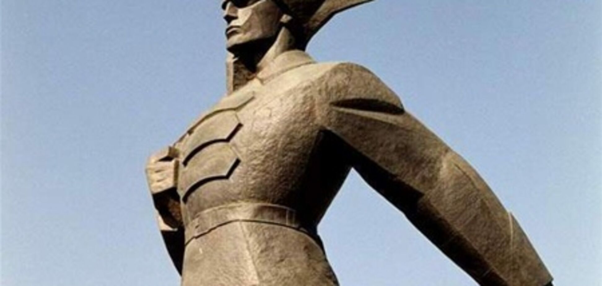 Школьники сдали на металлолом памятник советским воинам