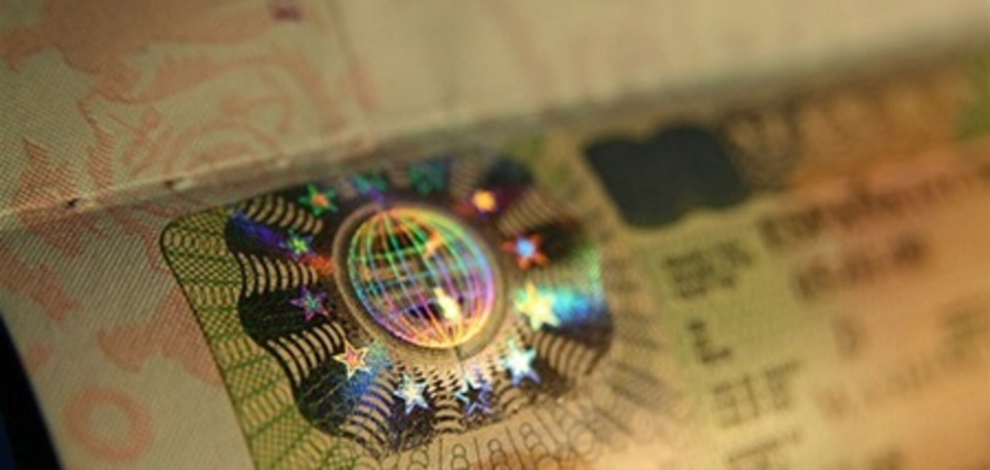 Тигипко знает, как получить безвизовый режим с ЕС уже в этом году