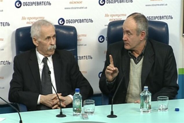 Вичавити українця