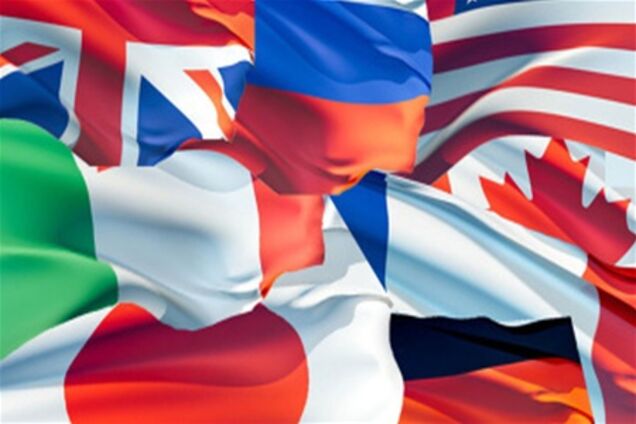 'Большая восьмерка' решила надавить на Каддафи