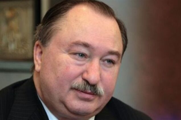 Краще б Тимошенко читала справу 15 років – Швець