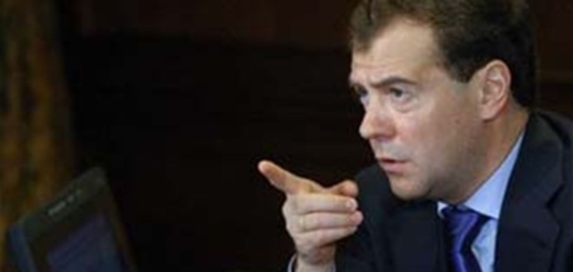 Медведєв дав пораду Каддафі