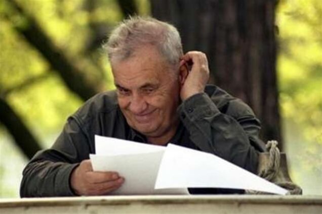 Рязанов категорически отказался смотреть, во что превратили «Служебный роман»