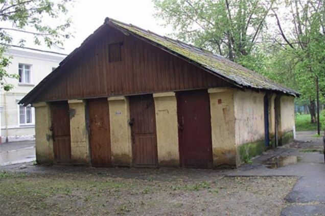 Убив новорожденного, женщина два месяца хранила его труп в сарае