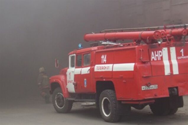 В Киеве неизвестные подожгли иномарку