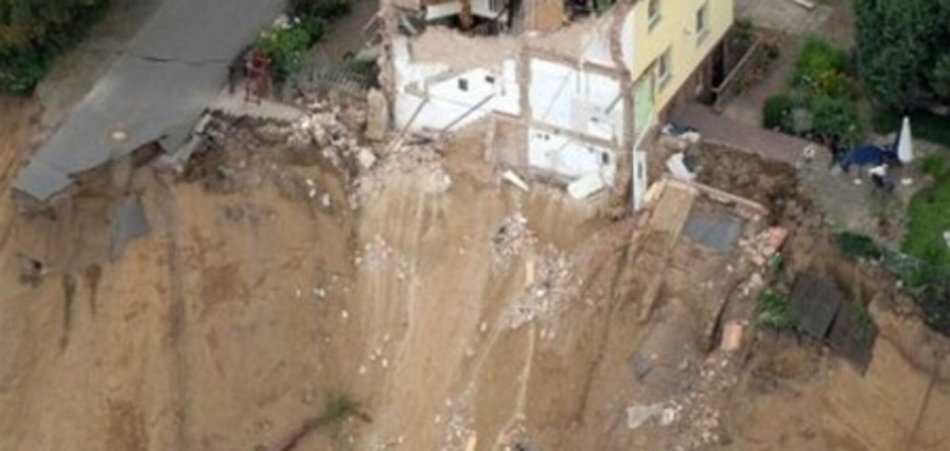 Семь человек погибли в результате оползня на Филиппинах