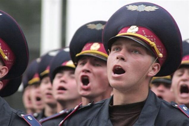 ВР ухвалила закон щодо повноважень посадових осіб Військової служби