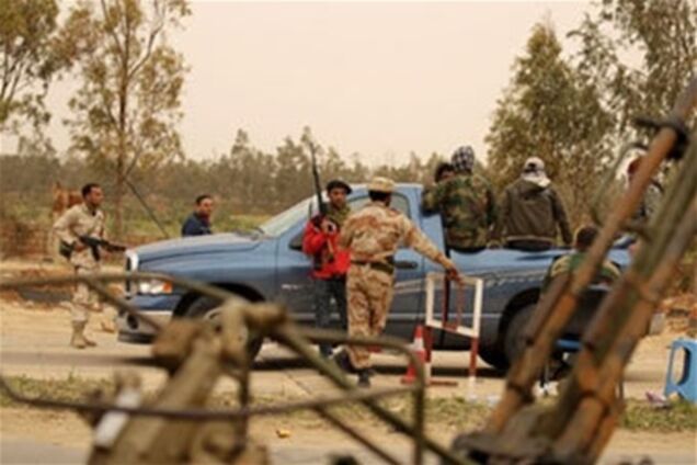 На окраине столицы Ливии произошла серия мощных взрывов