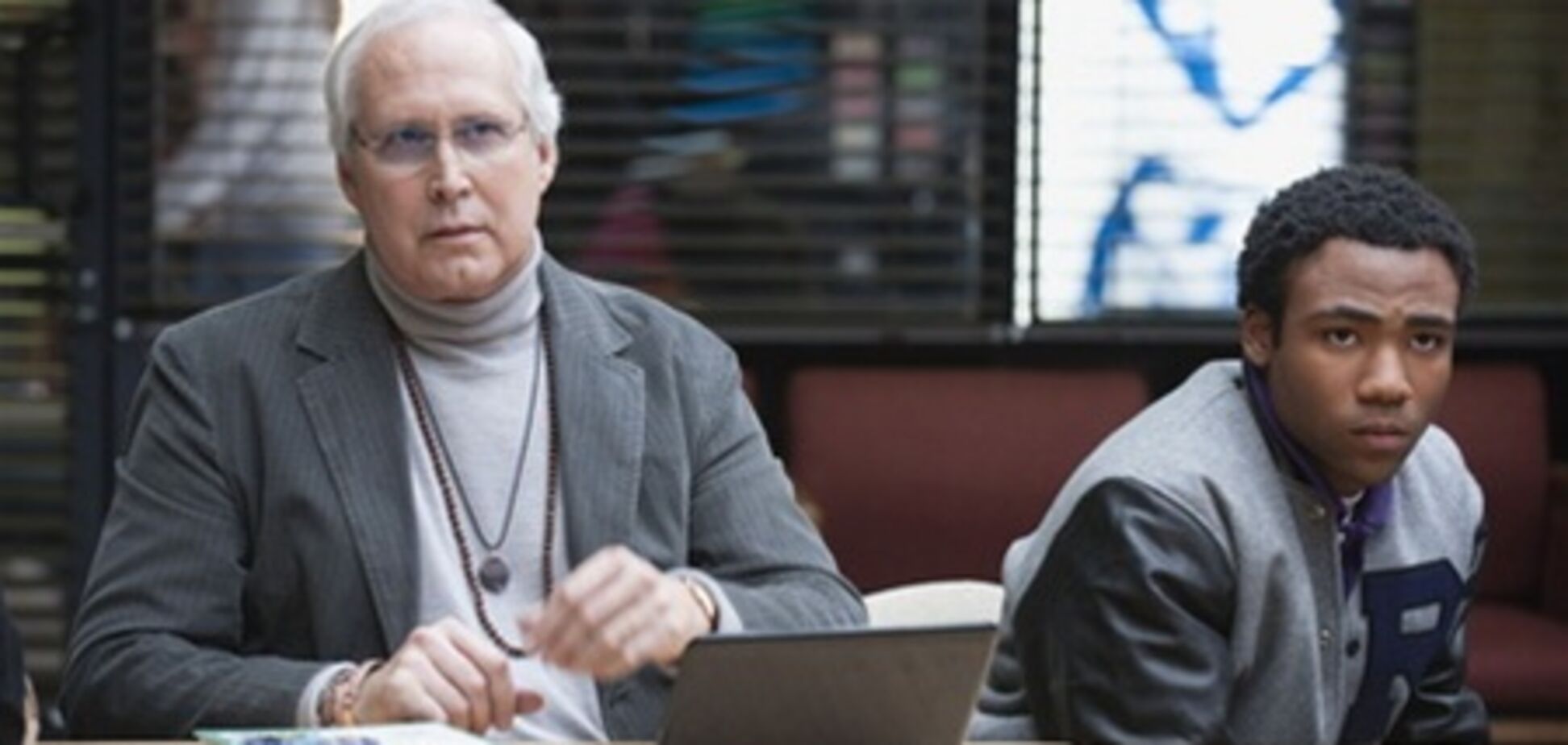 Сериал «Сообщество» продлили на третий сезон