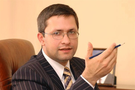 Облитый кислотой замгубернатора Киевской ОГА выписывается из больницы