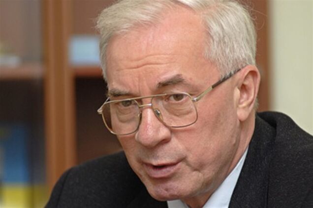 Азаров рассказал, почему Украина в долгах