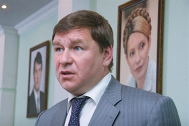 Поживанов скаржиться, що хоче спілкуватися з Тимошенко, але 'вона не бере трубку'