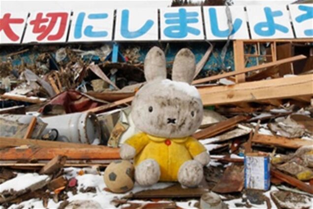 Японія: Надії знайти живих практично немає