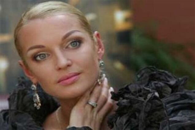 Волочкова підозрює 'Єдину Росію' у зломі своєї електронної пошти