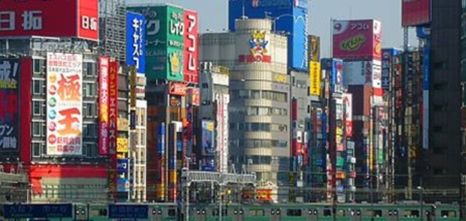 Валютная интервенция помогла Японии преодолеть риск рецессии