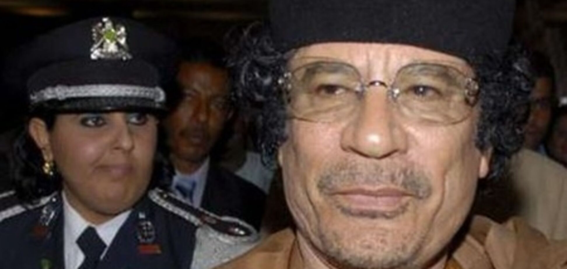 Войска Каддафи теряют позиции под натиском повстанцев