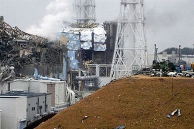 Реактор на 'Фукусімі' димить: влада втрачають надію