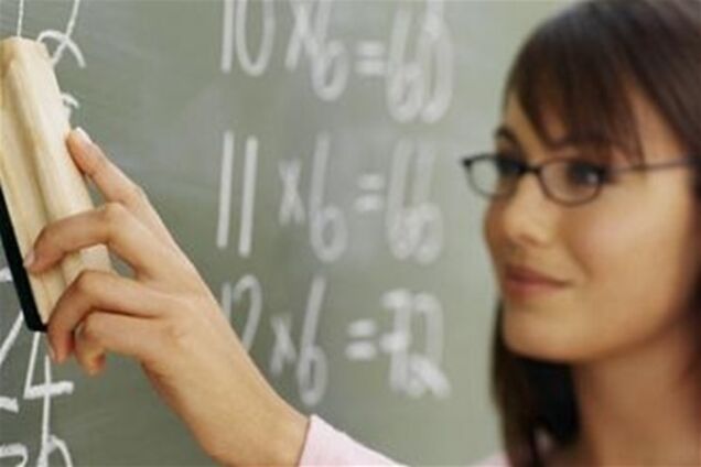 Вчителів змушують брати відпустку за свій рахунок