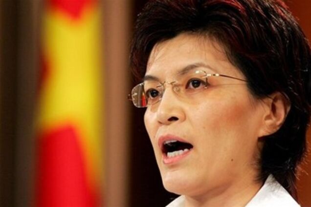 Китай потребовал немедленно прекратить бомбардировки Ливии