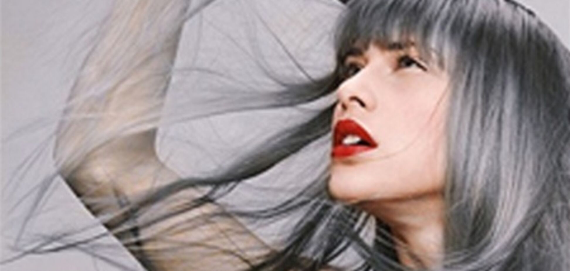 Почему женщины седеют в 25 лет