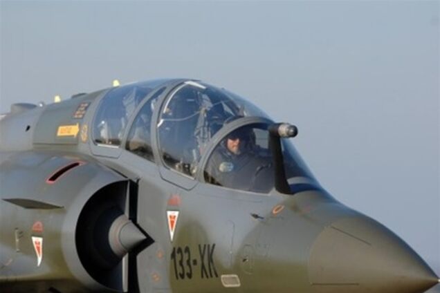Истребитель ВВС Франции сбил самолет Каддафи