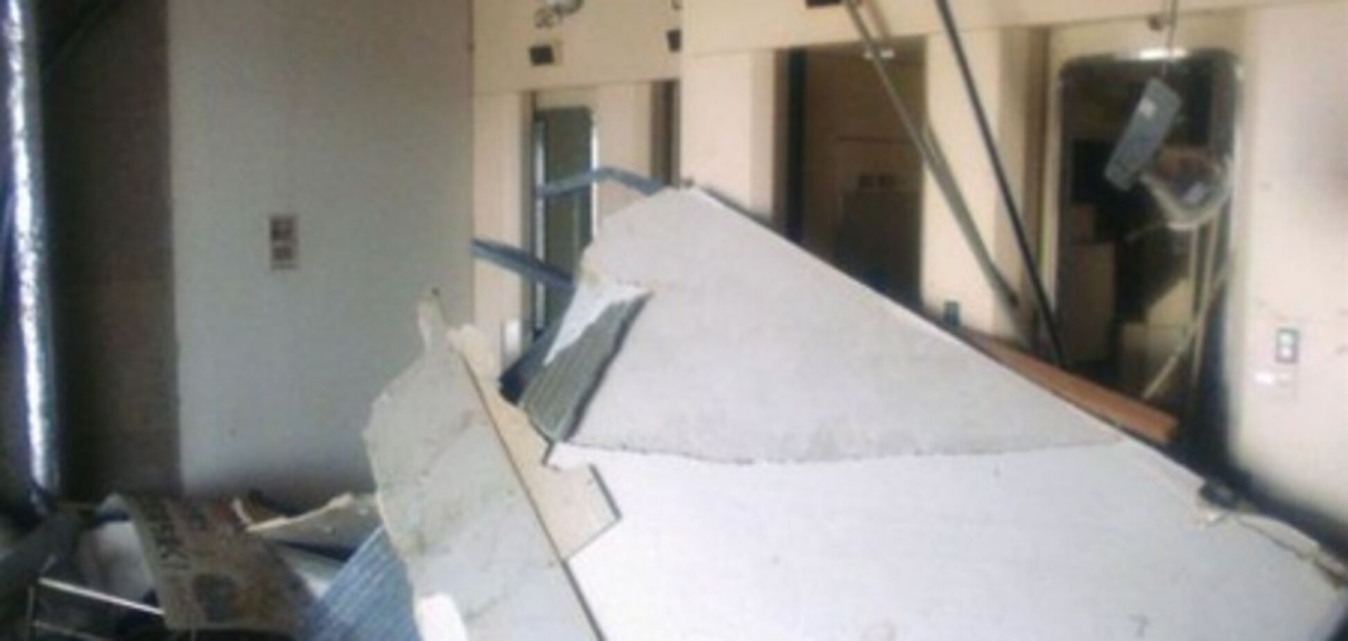 Пошкоджена 'Фукусіма-1': вид зсередини. Фото